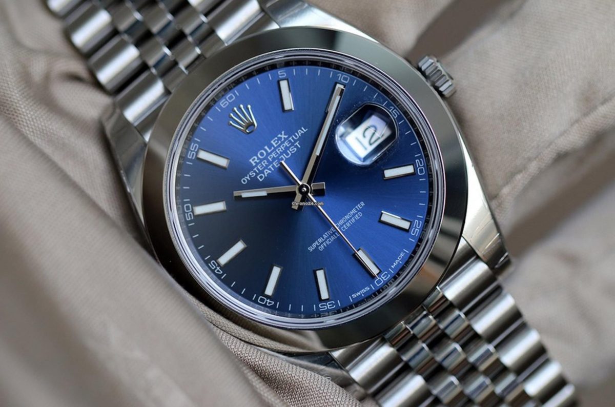 The 41mm replica watch has a blue dial.